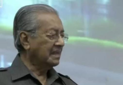 马来西亚政坛“48小时”风暴 以马哈蒂尔任看守政府总理暂时收场