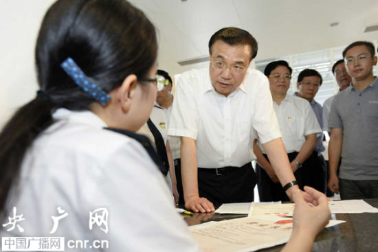 李克强湖南株洲考察简政放权 李克强湖南株洲考察简政放权