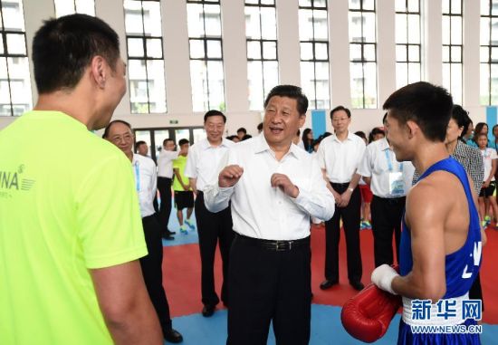 习近平看望南京青奥会中国体育代表团 习近平看望南京青奥会中国体育代表团