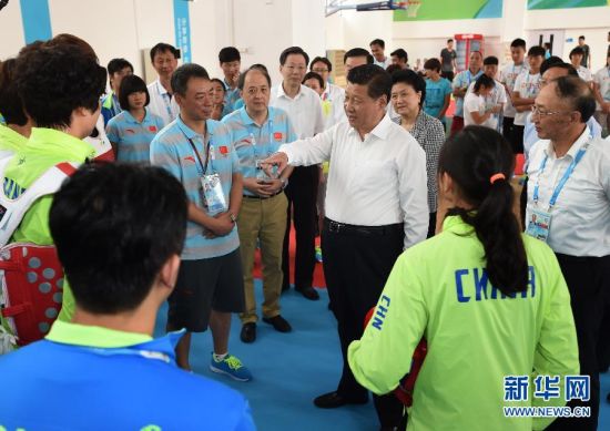 习近平看望南京青奥会中国体育代表团 习近平看望南京青奥会中国体育代表团