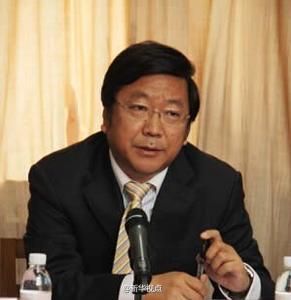 李振江 李振江
