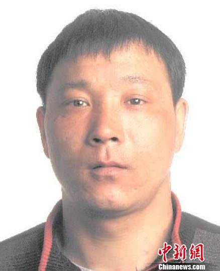 图为犯罪嫌疑人照片 警方提供 摄 图为犯罪嫌疑人照片 警方提供 摄
