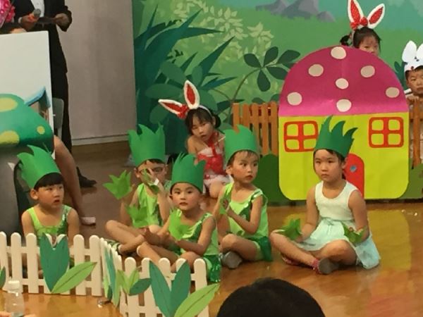 成都四幼创意表演欢乐迎六一 成都四幼创意表演欢乐迎六一