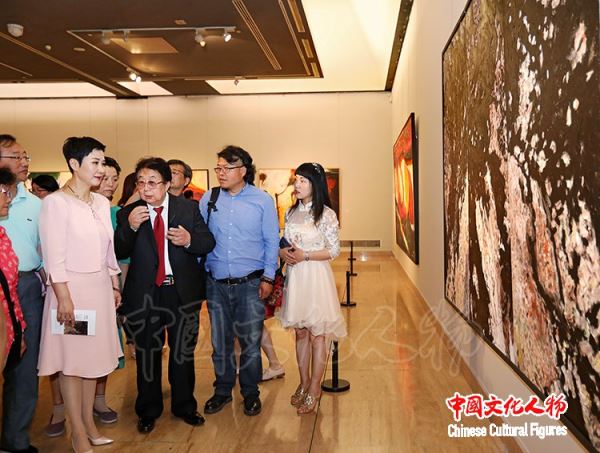 雕琢复朴—蔡居抽象画展在中国美术馆成功举办受到社会各界高度赞誉