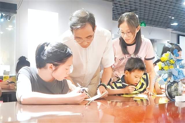 系列活动精彩纷呈 江门非遗焕新出